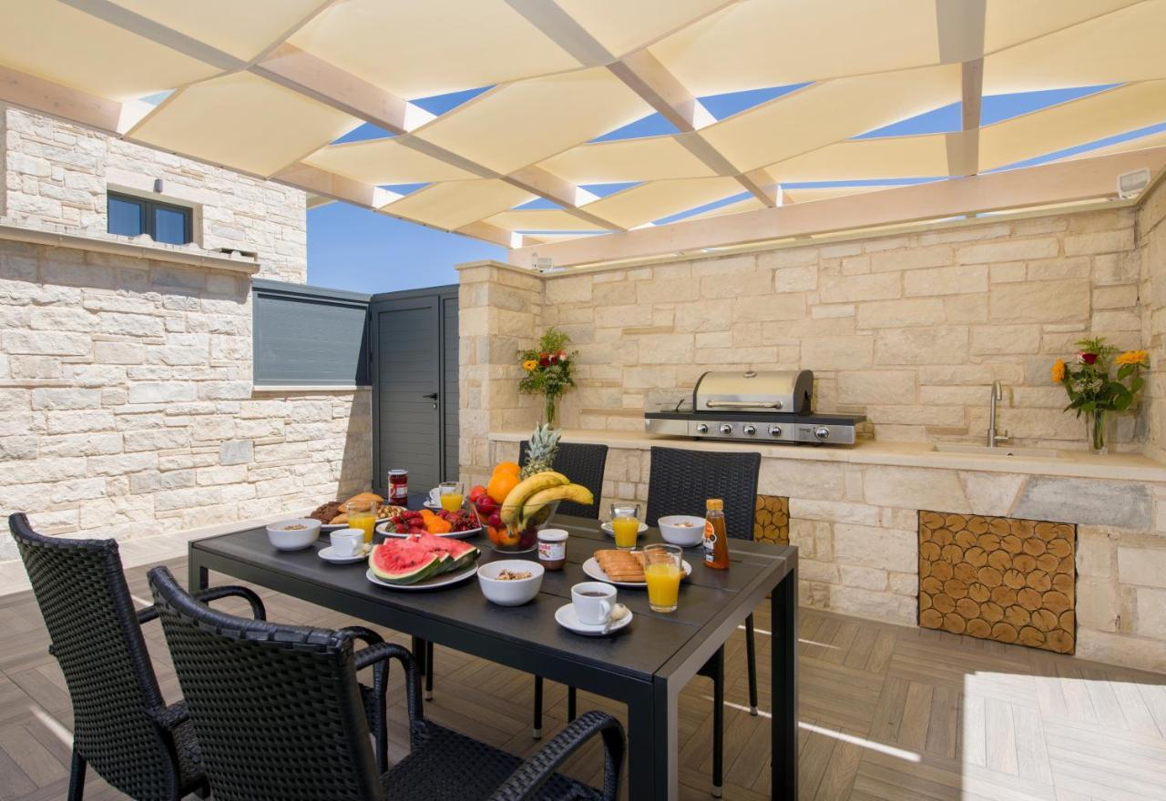 Twin'S Home Luxury Suites Alikianos Dış mekan fotoğraf